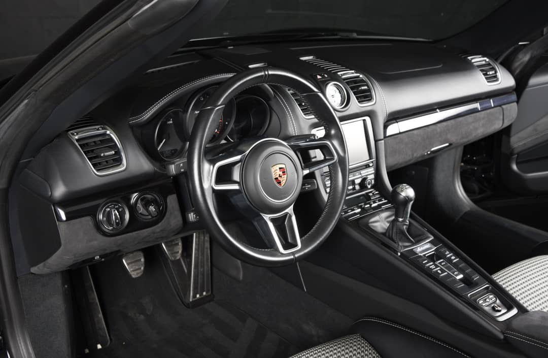 2016 Porsche Boxster Spyder — photo 4