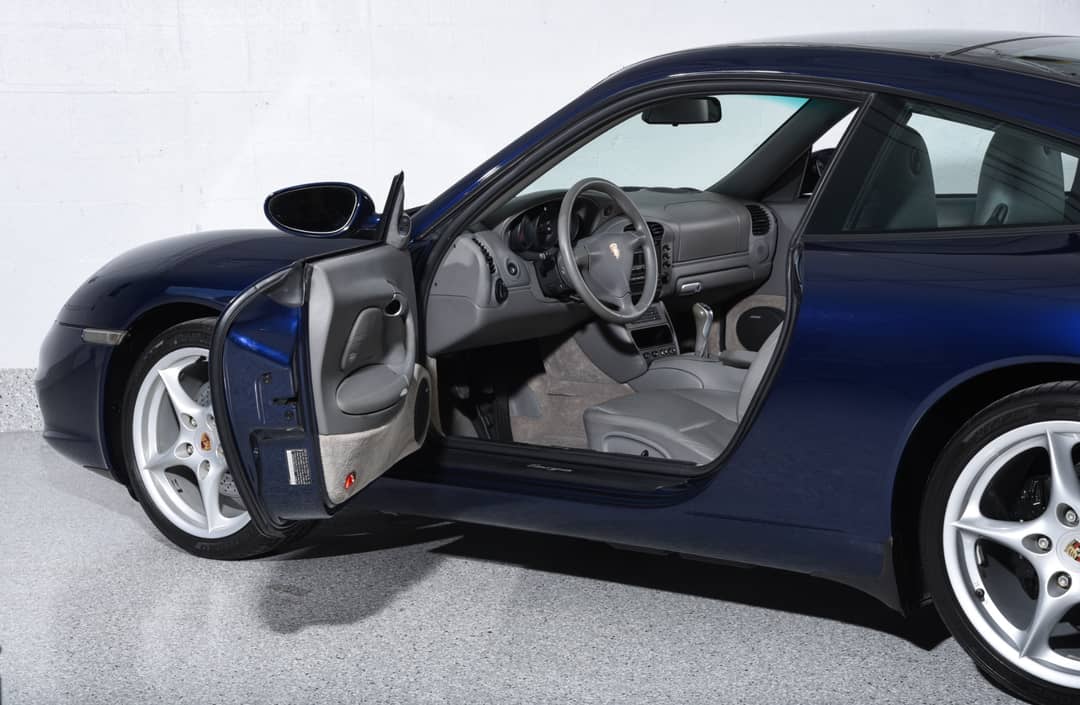 2004 Porsche 911 Targa — photo 16