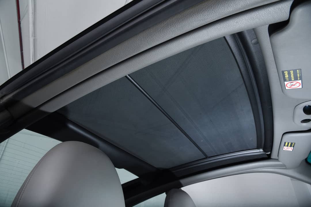 2004 Porsche 911 Targa — photo 20