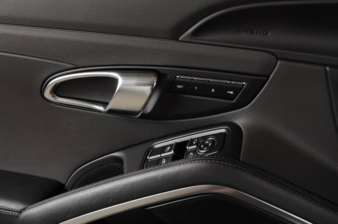 2015 Porsche 911 Carrera S — photo 32