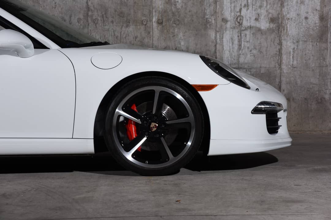 2015 Porsche 911 Carrera S — photo 38