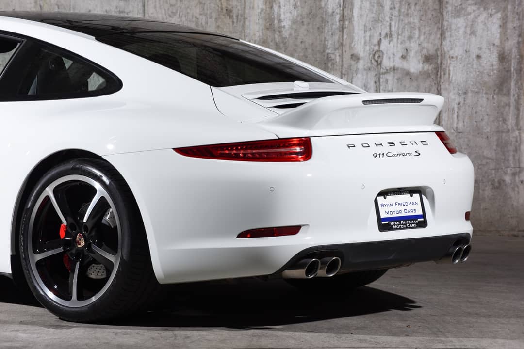 2015 Porsche 911 Carrera S — photo 43
