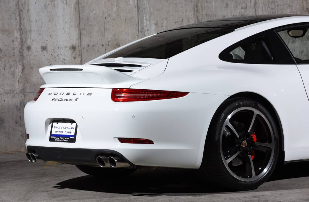 2015 Porsche 911 Carrera S — photo 44