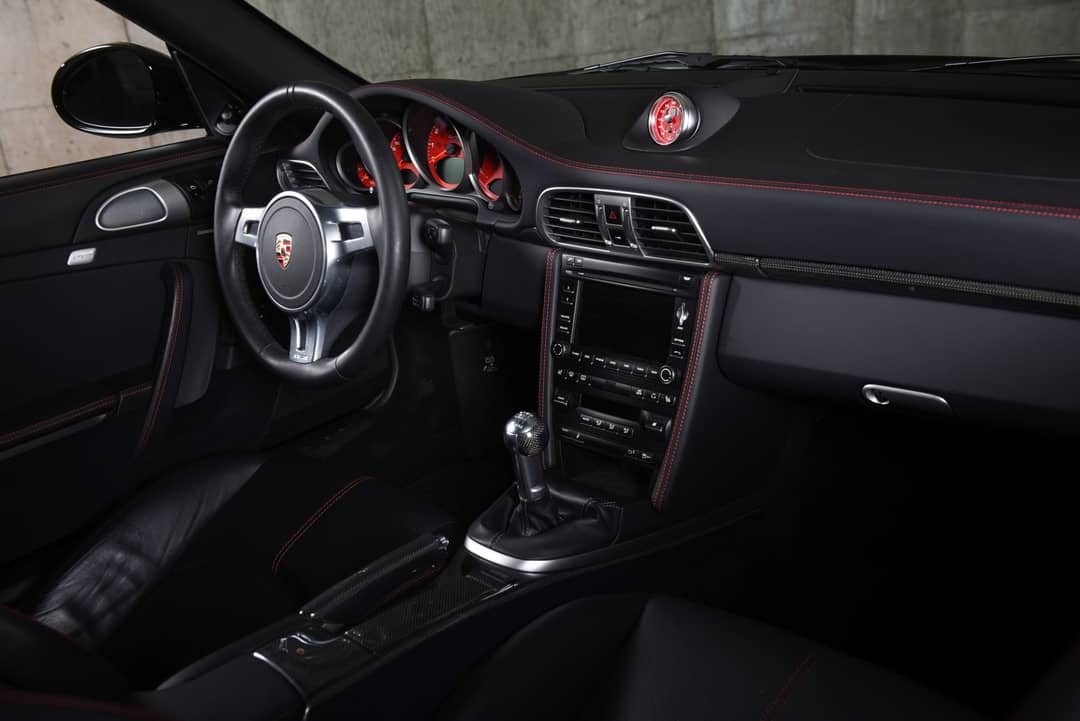 2012 Porsche 911 Turbo — photo 33