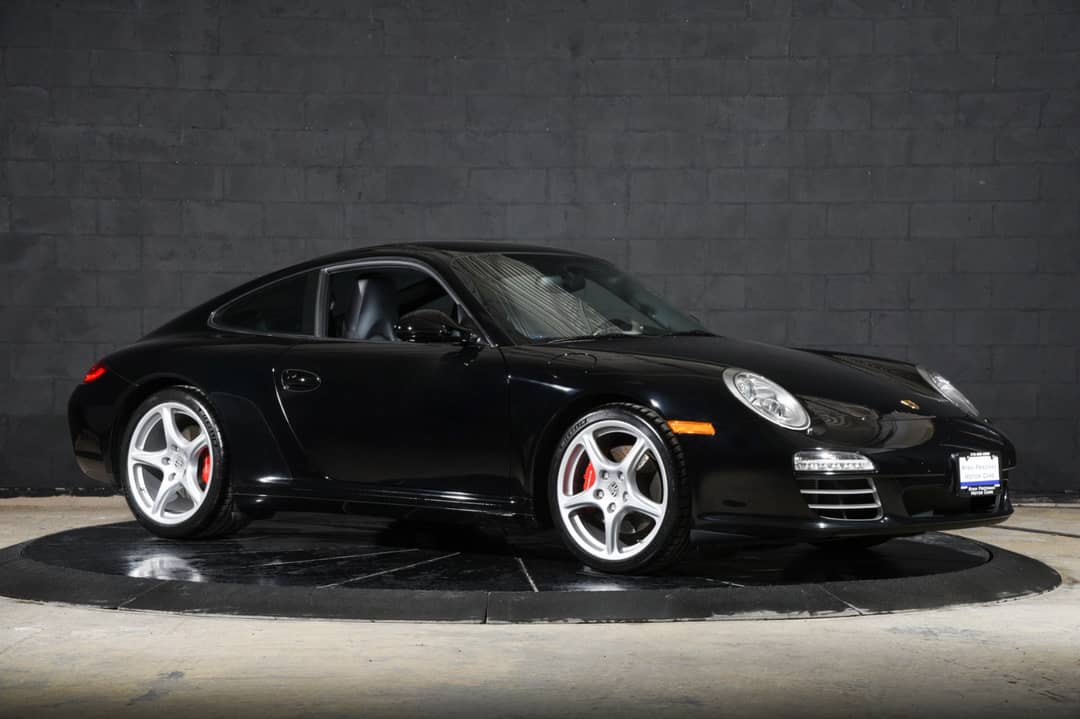2010 Porsche 911 Carrera 4S — photo 2