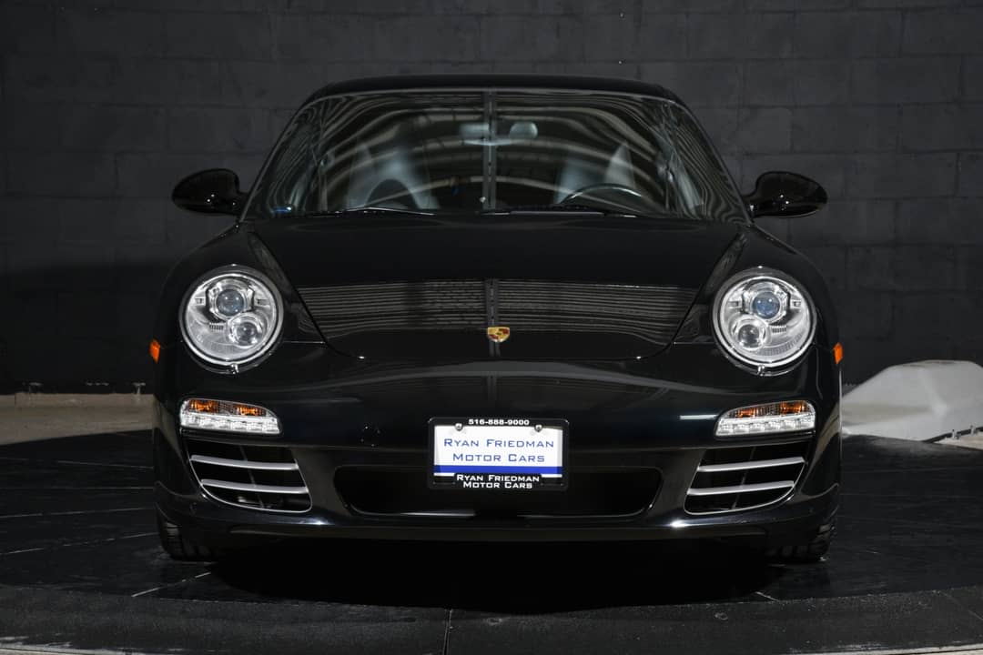 2010 Porsche 911 Carrera 4S — photo 11