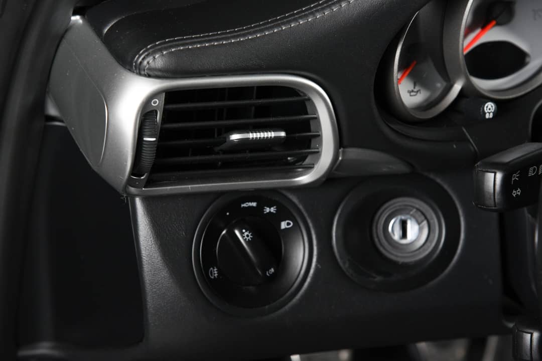 2010 Porsche 911 Carrera 4S — photo 17