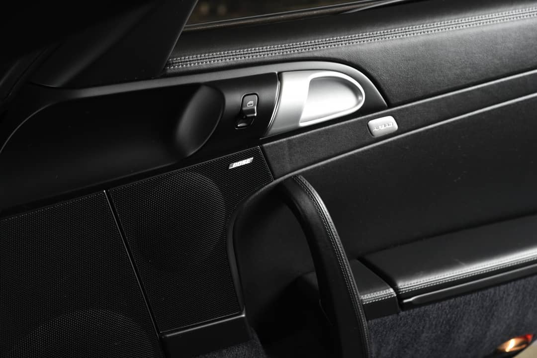 2010 Porsche 911 Carrera 4S — photo 28