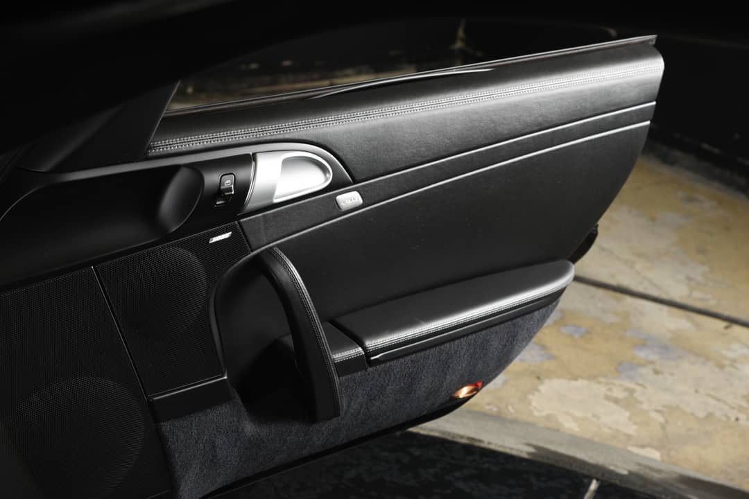 2010 Porsche 911 Carrera 4S — photo 29