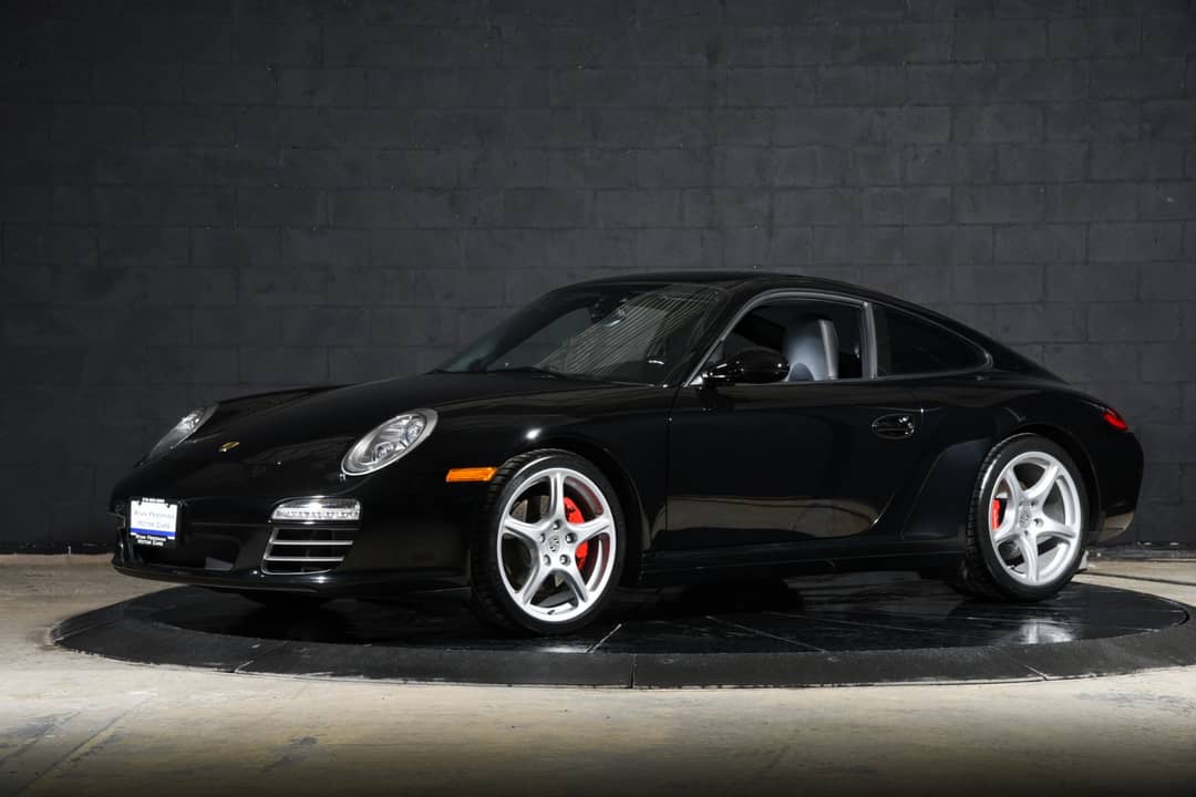 2010 Porsche 911 Carrera 4S — photo 7