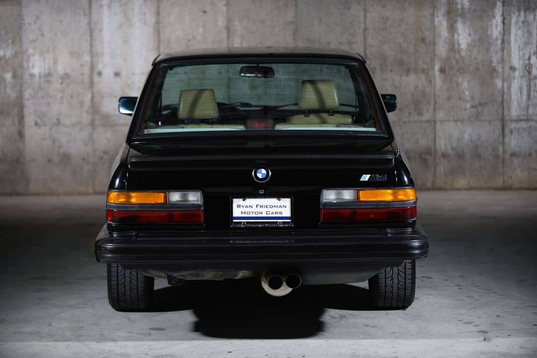1988 BMW M5 — photo 14