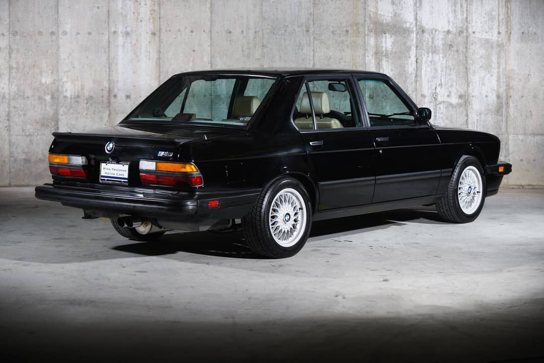 1988 BMW M5 — photo 5