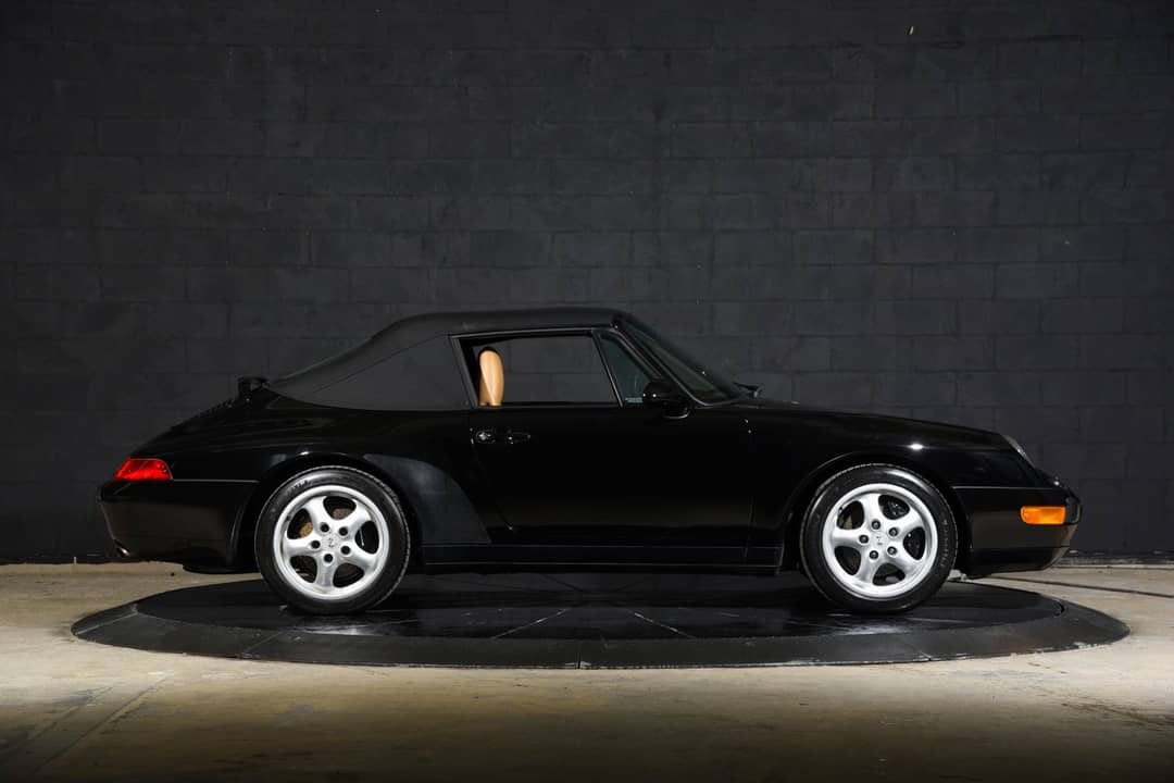 1995 Porsche 911 Carrera — photo 2