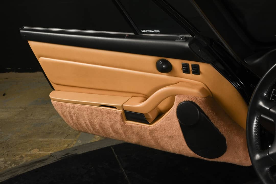 1995 Porsche 911 Carrera — photo 23