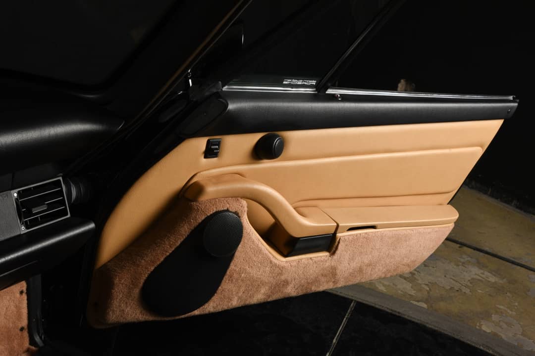 1995 Porsche 911 Carrera — photo 36
