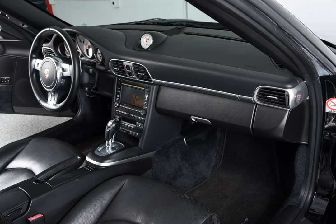 2011 Porsche 911 Carrera GTS — photo 15