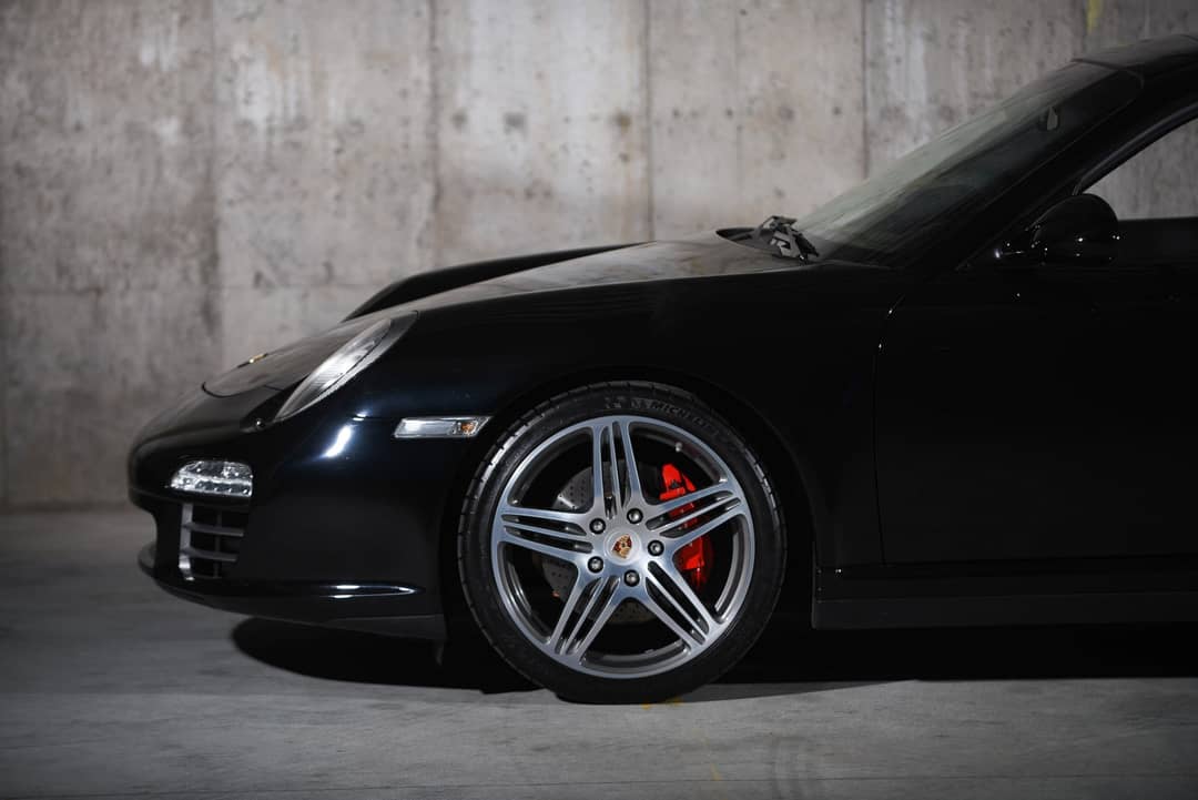 2010 Porsche 911 Carrera 4S — photo 11