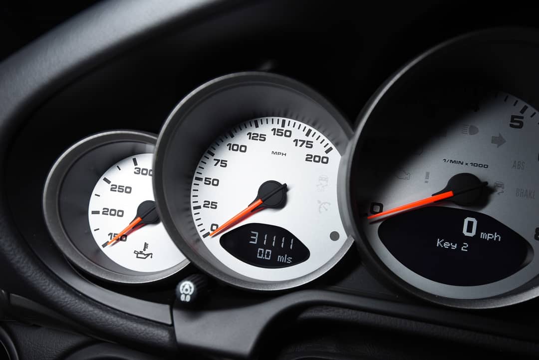 2010 Porsche 911 Carrera 4S — photo 28