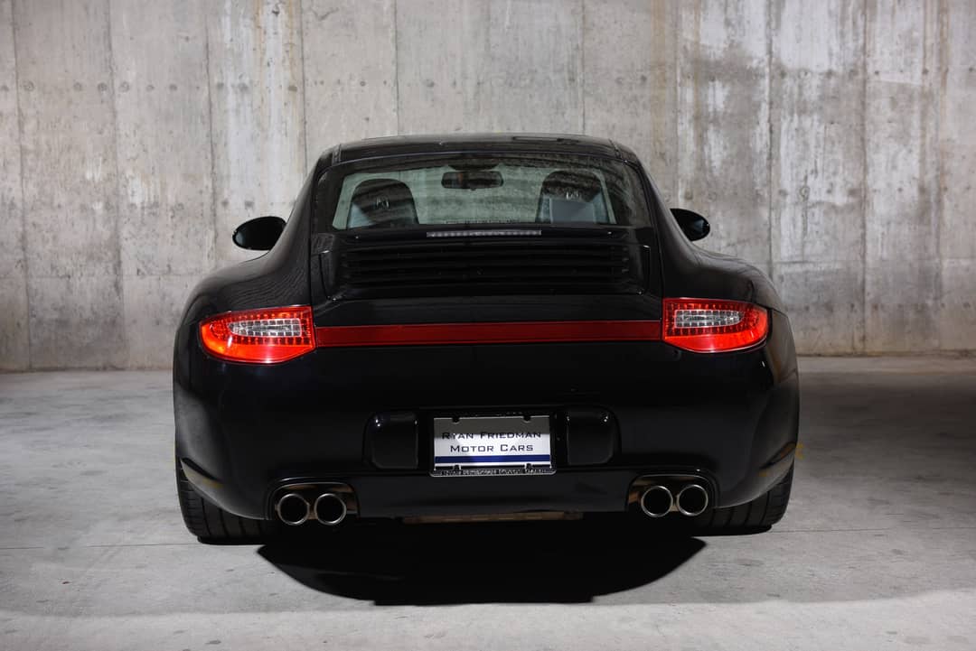 2010 Porsche 911 Carrera 4S — photo 5