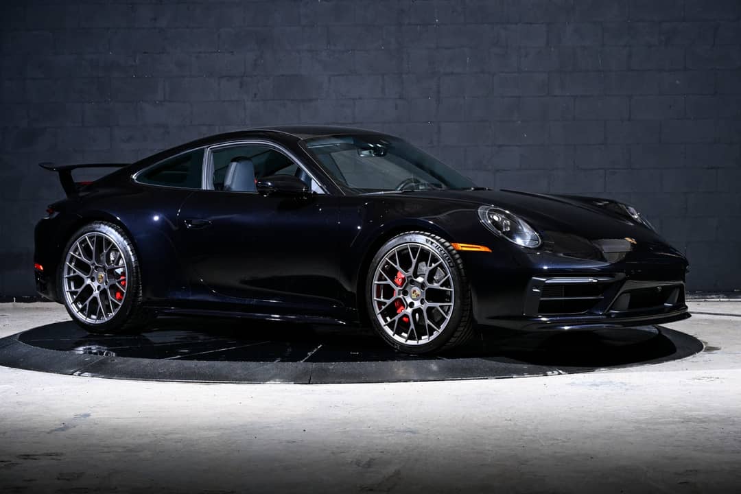 2024 Porsche 911 Carrera S — photo 2