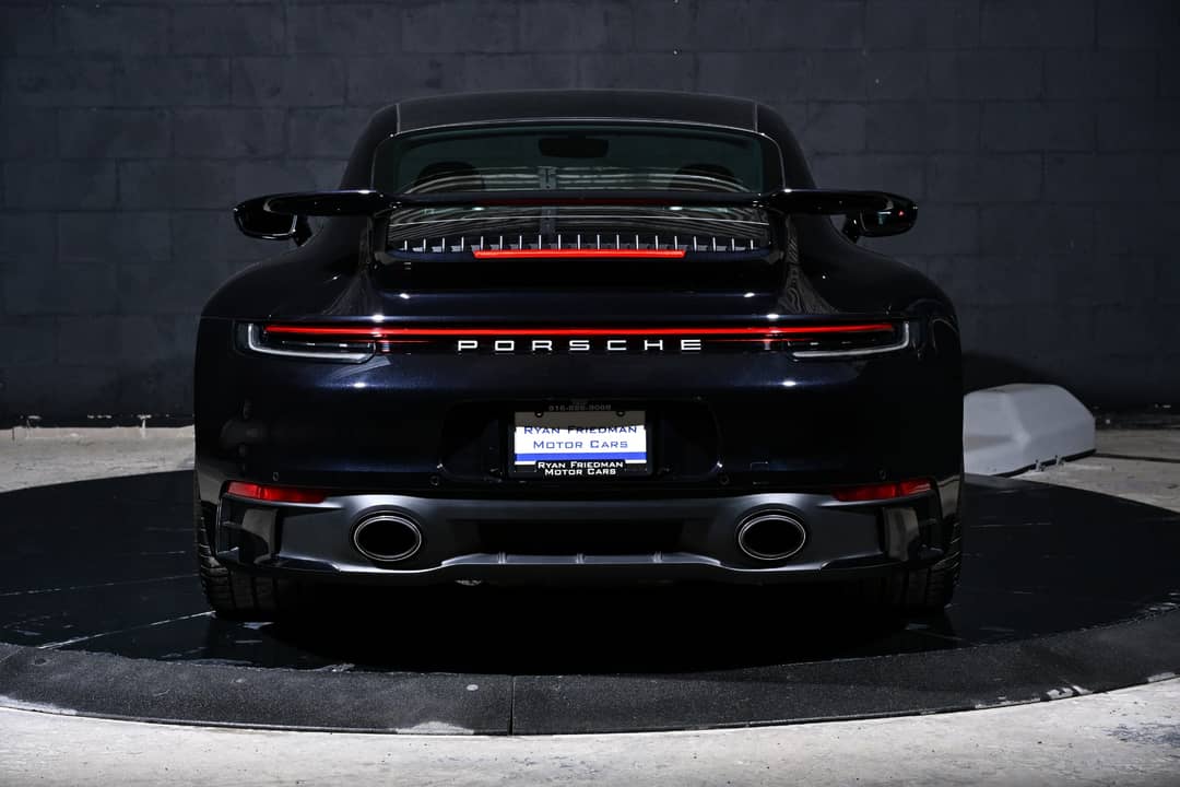 2024 Porsche 911 Carrera S — photo 10