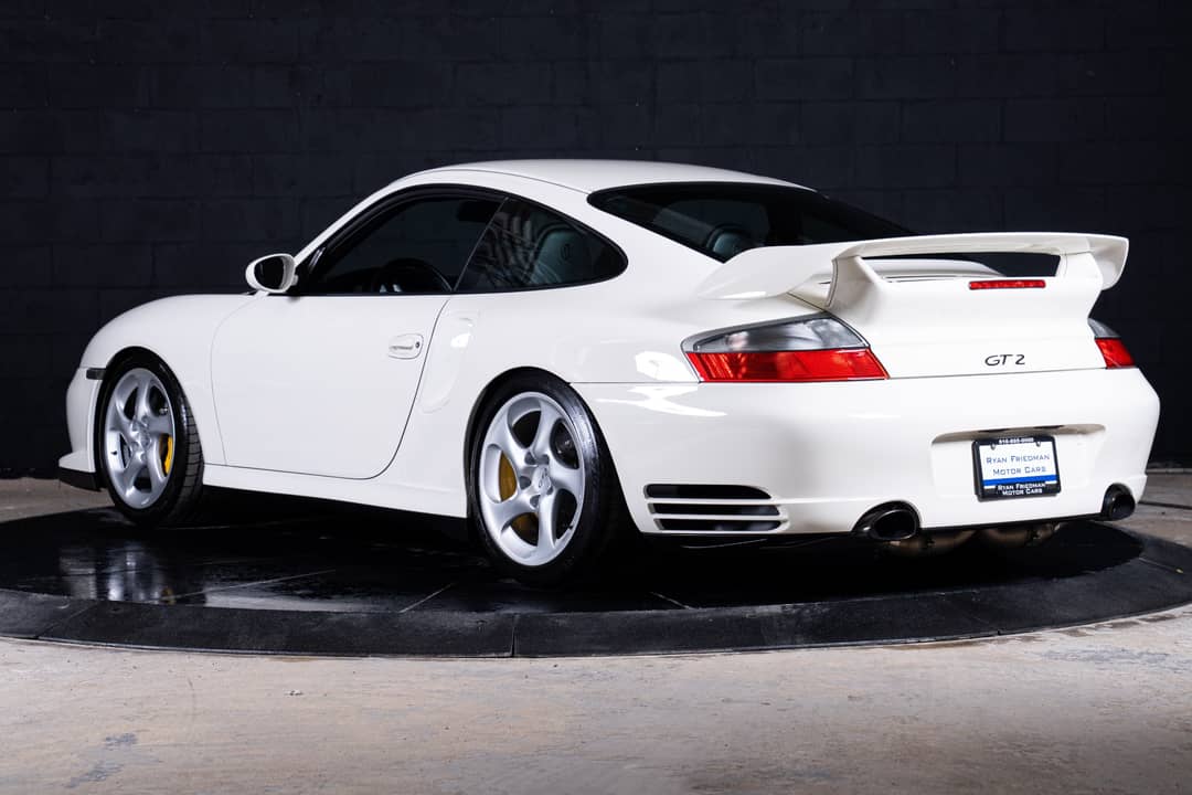 2001 Porsche 911 GT2 — photo 12