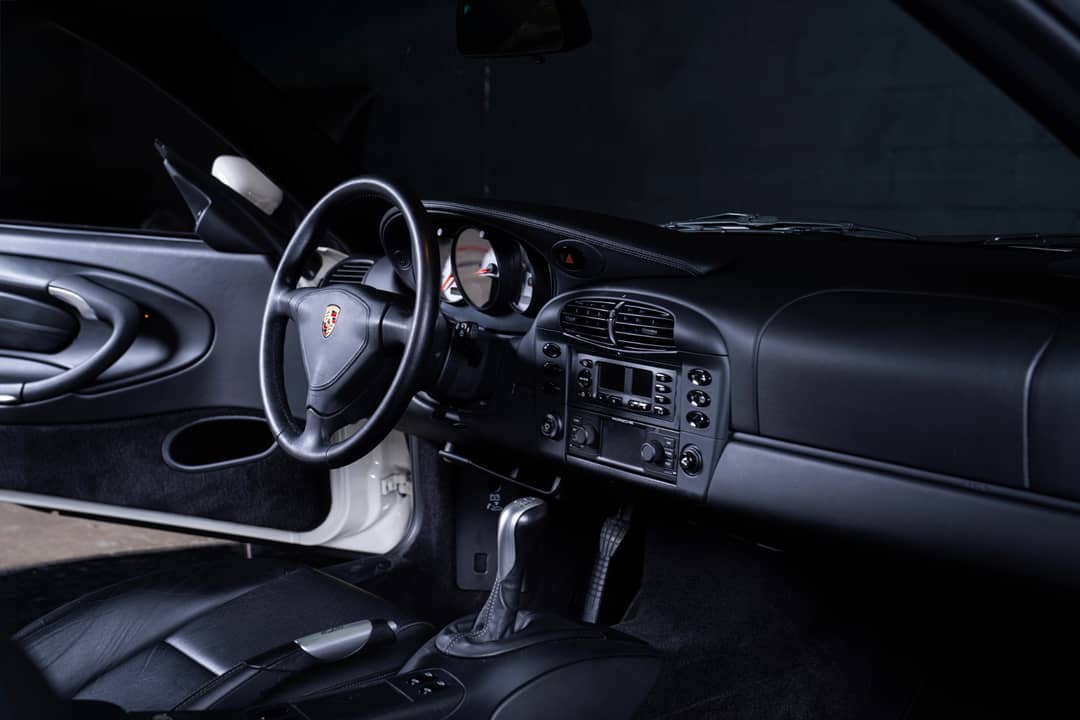 2001 Porsche 911 GT2 — photo 17