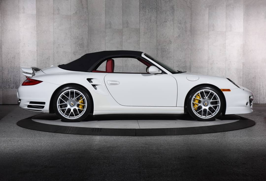 2012 Porsche 911 Turbo S — photo 17