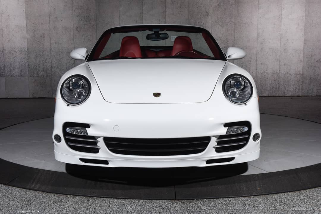 2012 Porsche 911 Turbo S — photo 21