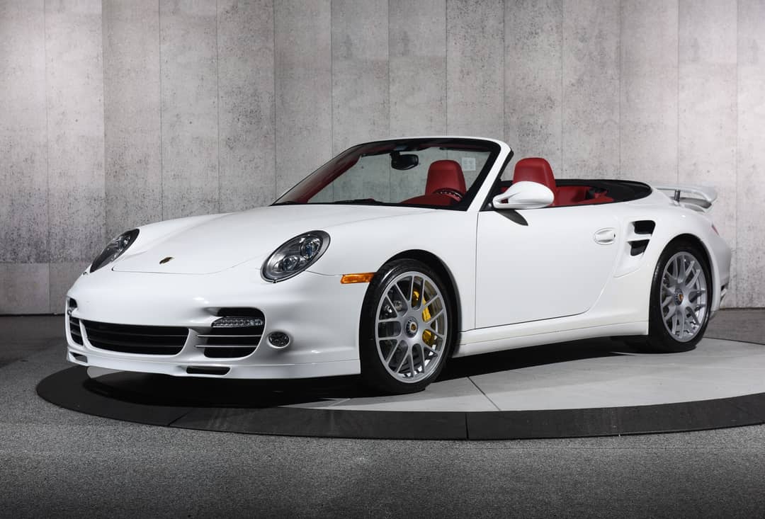 2012 Porsche 911 Turbo S — photo 23