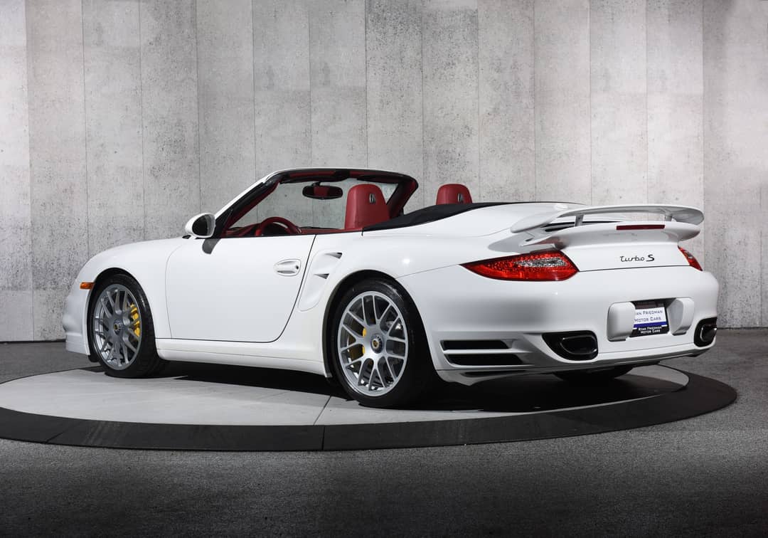 2012 Porsche 911 Turbo S — photo 26