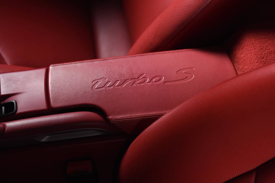 2012 Porsche 911 Turbo S — photo 43