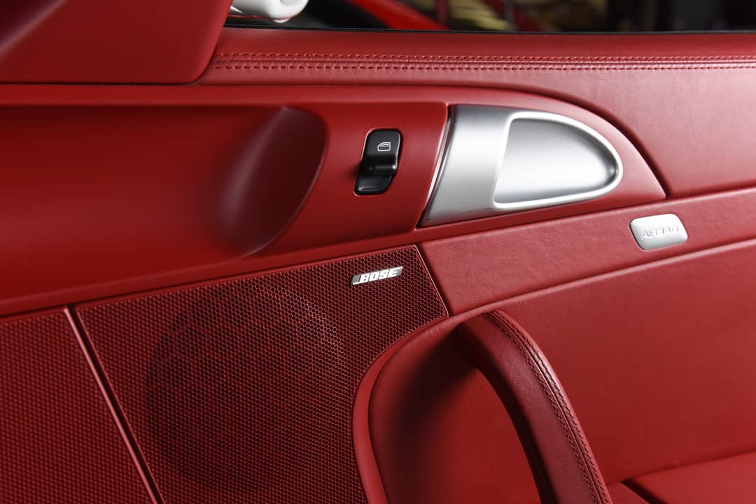 2012 Porsche 911 Turbo S — photo 48