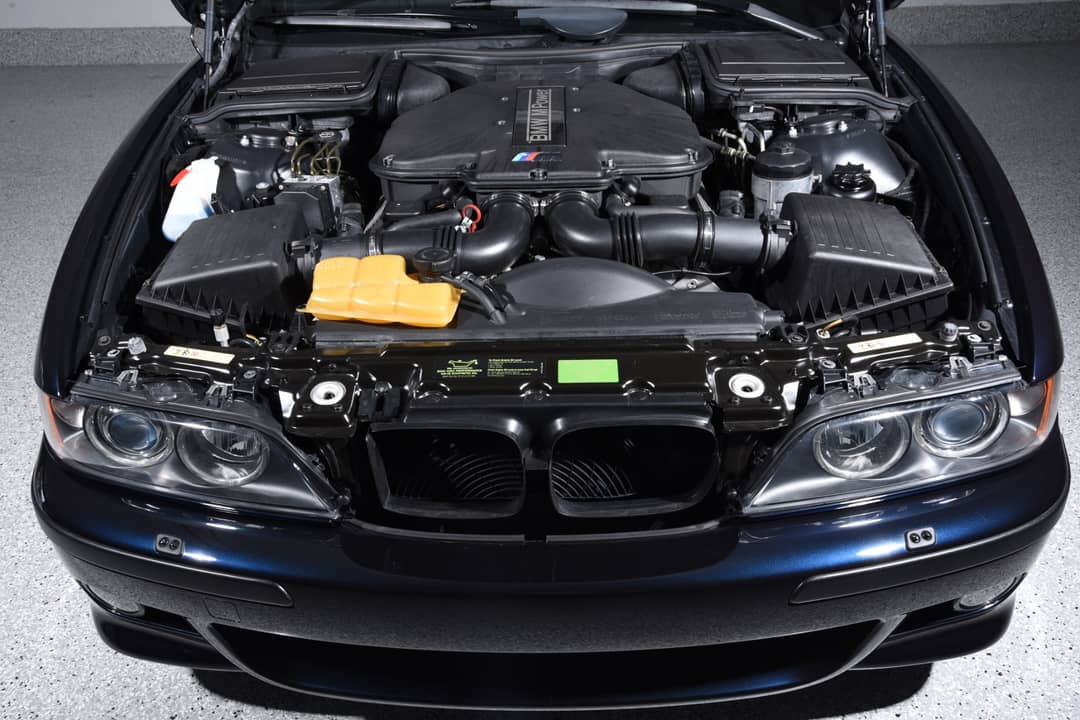 2003 BMW M5 — photo 25