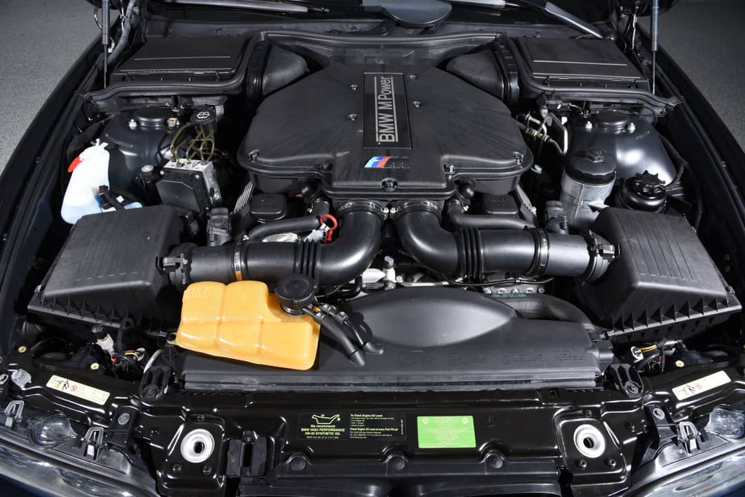 2003 BMW M5 — photo 26