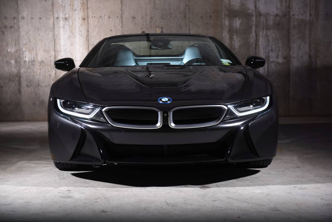 2019 BMW i8 — photo 11