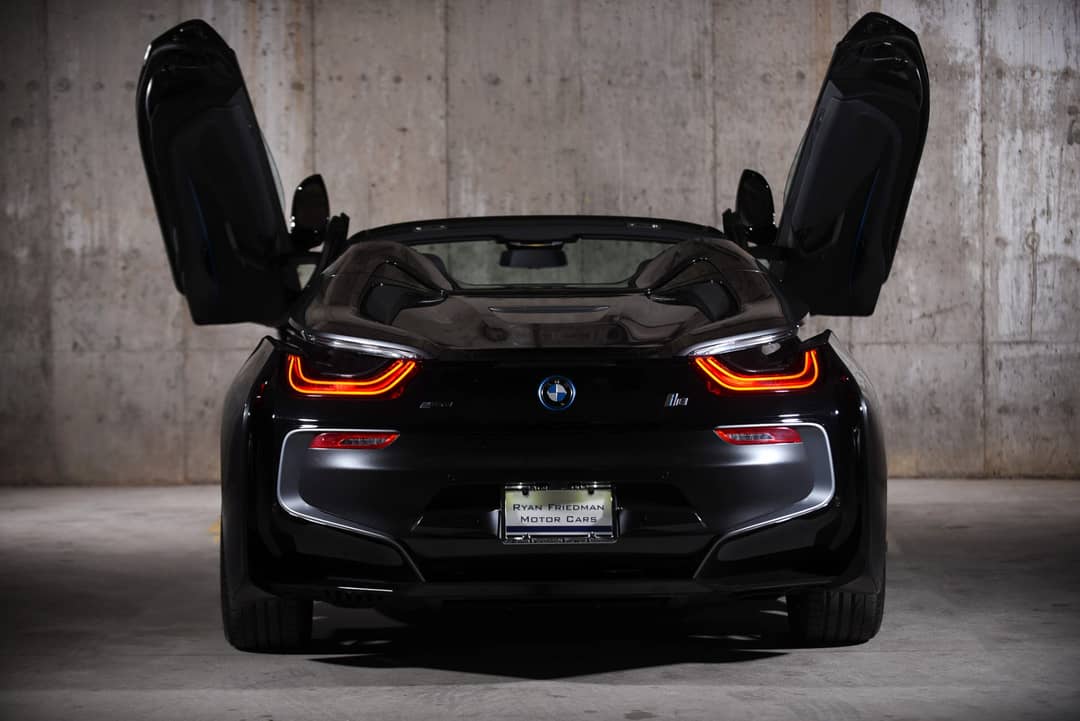 2019 BMW i8 — photo 28