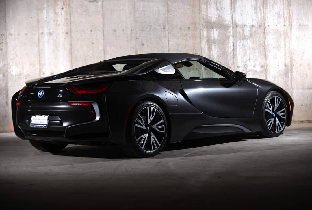 2019 BMW i8 — photo 30