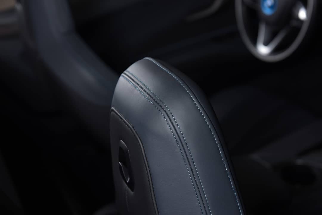 2019 BMW i8 — photo 40