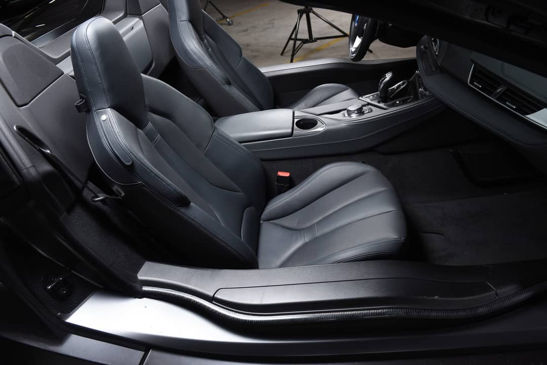 2019 BMW i8 — photo 44
