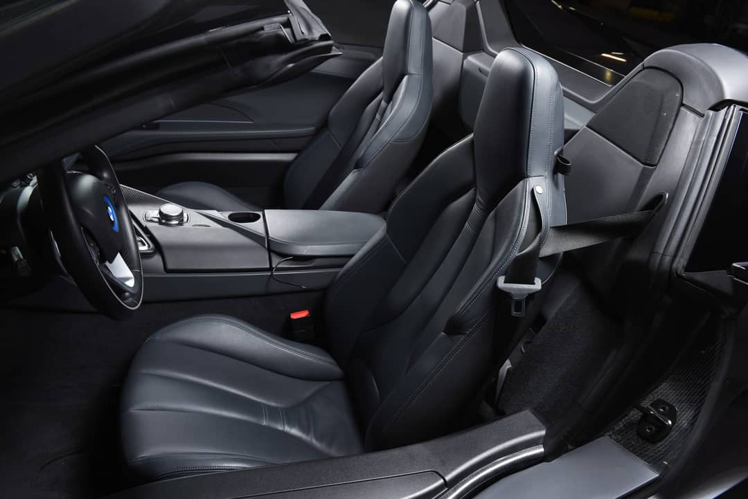 2019 BMW i8 — photo 45