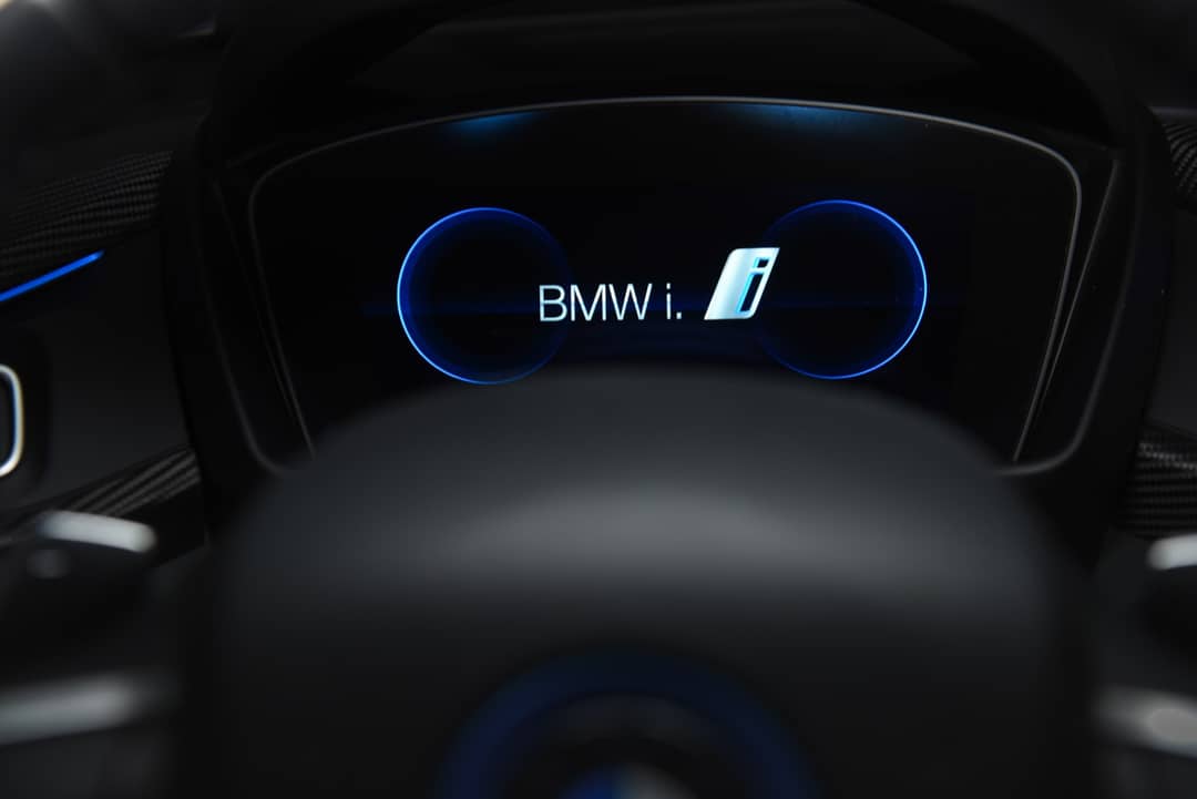 2019 BMW i8 — photo 47