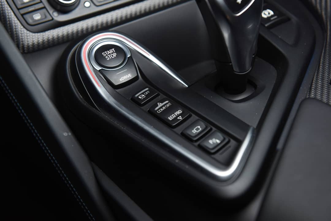 2019 BMW i8 — photo 48