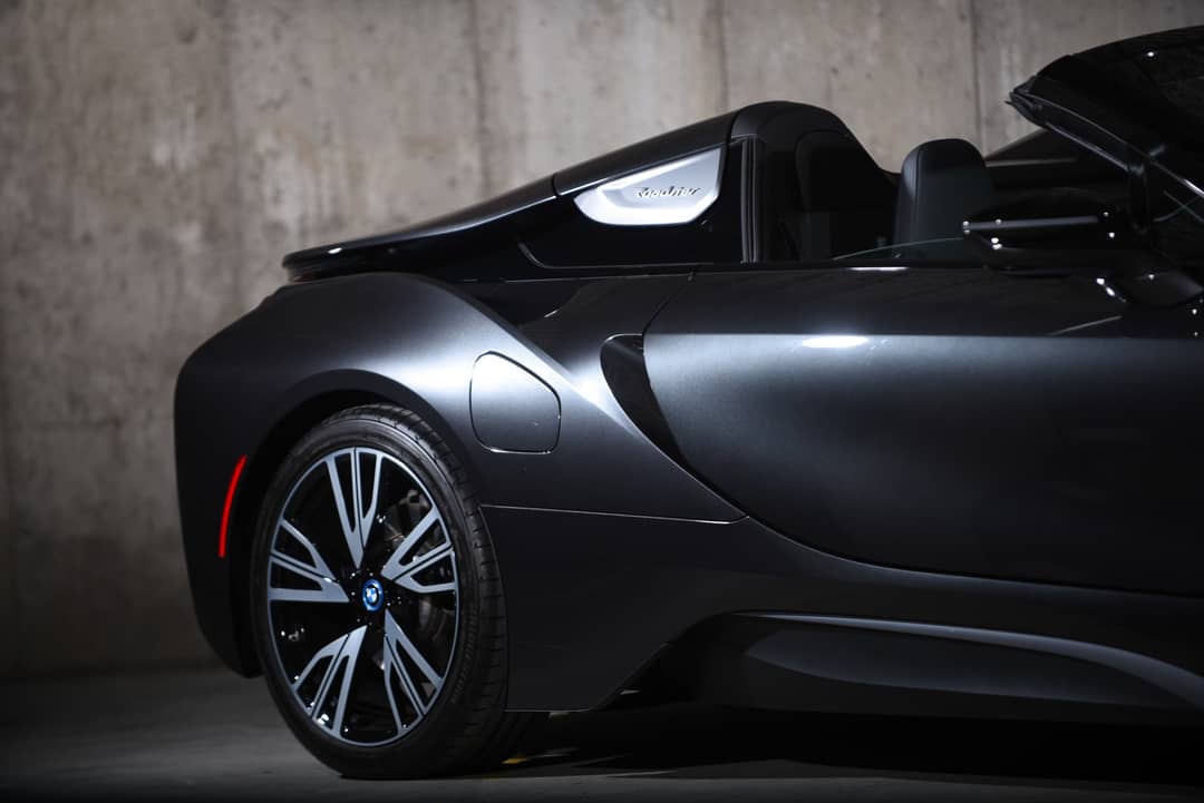 2019 BMW i8 — photo 8