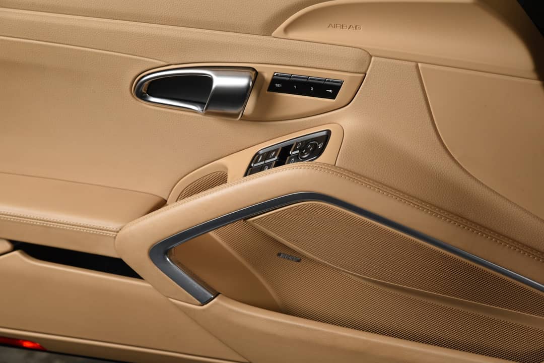 2014 Porsche 911 Carrera 4 — photo 17