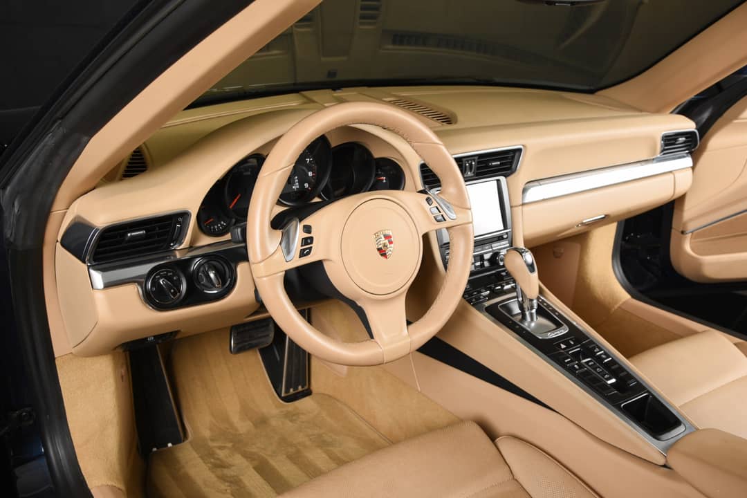 2014 Porsche 911 Carrera 4 — photo 19