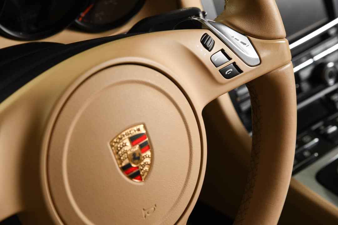 2014 Porsche 911 Carrera 4 — photo 21