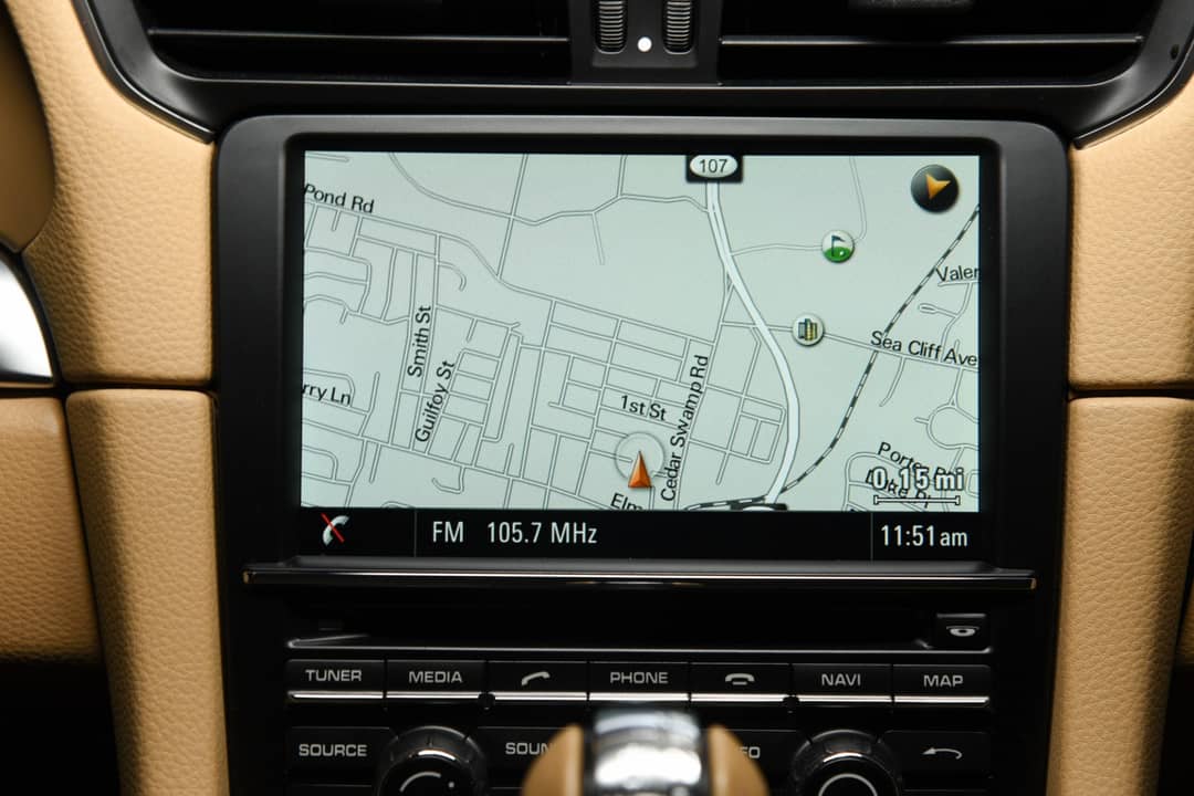 2014 Porsche 911 Carrera 4 — photo 23