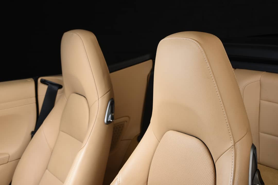 2014 Porsche 911 Carrera 4 — photo 27