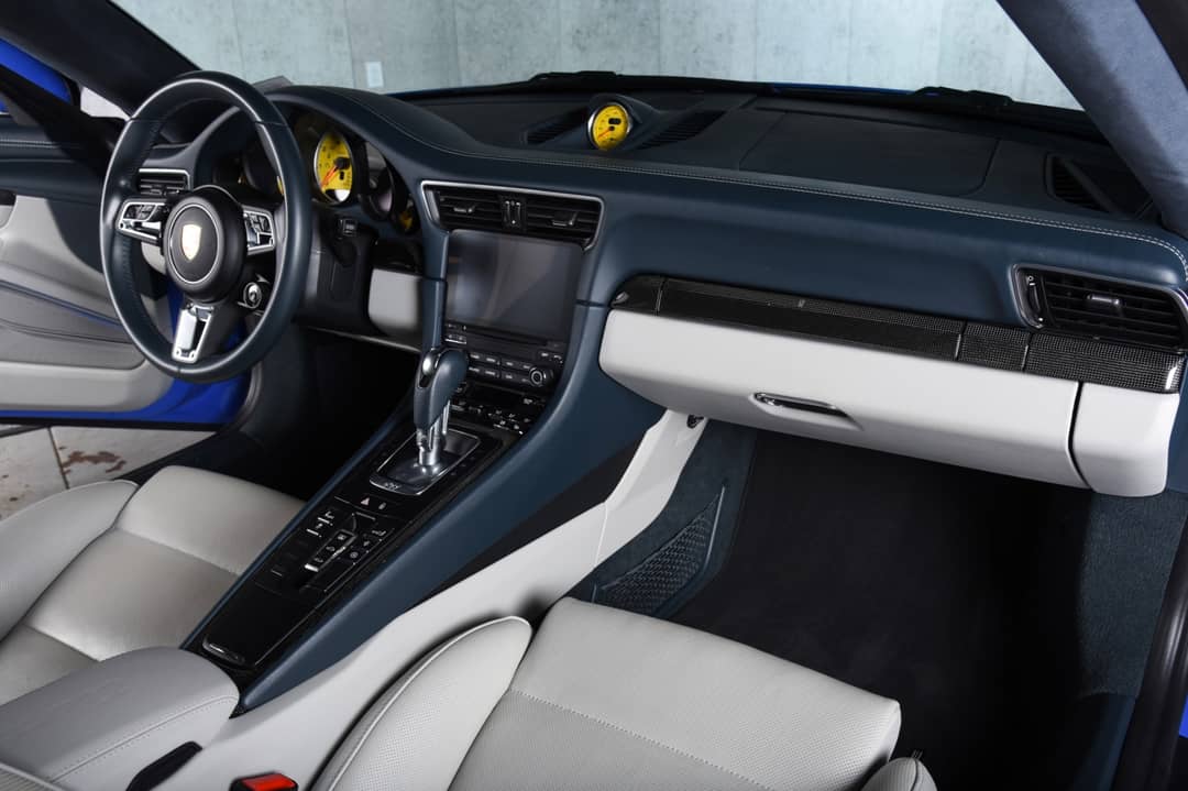 2018 Porsche 911 Turbo S — photo 18